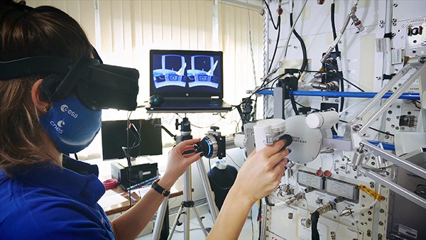 虚拟现实|虚拟仿真|三维虚拟技术|可视化工程|虚拟仿真交互|航空航天|汽车仿真|轮船仿真|列车仿真|多媒体应用|轨道交通|船舶制造|能源矿业|电力仿真|游戏开发|虚拟漫游|建筑设计|石油钻井|核能开放|互动营销|展览展示|爱迪斯通